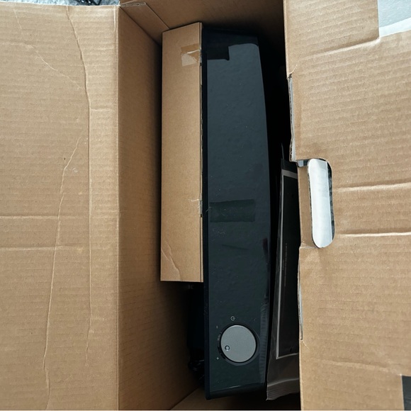 NEW VIZIO HD Audio Dock with Subwoofer - Picture 4 of 6